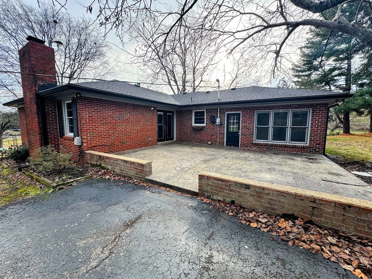 11 Cooks Rd #1 - Photo 5 of 29