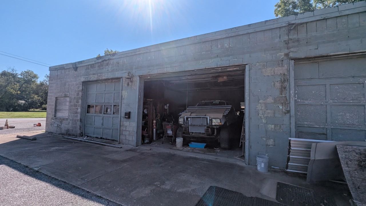 430 East Brockett Street #1 - Photo 2 of 6