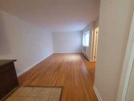 1055 1055 W. Catalpa511 #511 - Photo 1 of 1