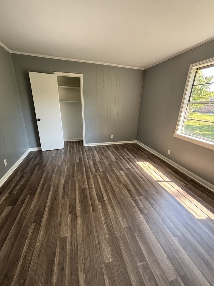485 Carlita St #1 - Photo 3 of 4