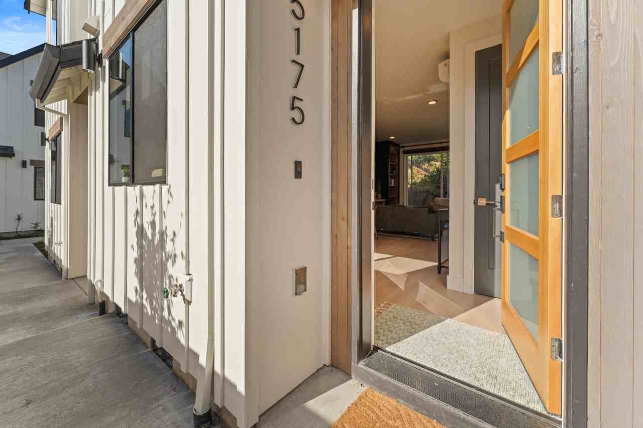 5175 Se 28th Ave #1 - Photo 3 of 27