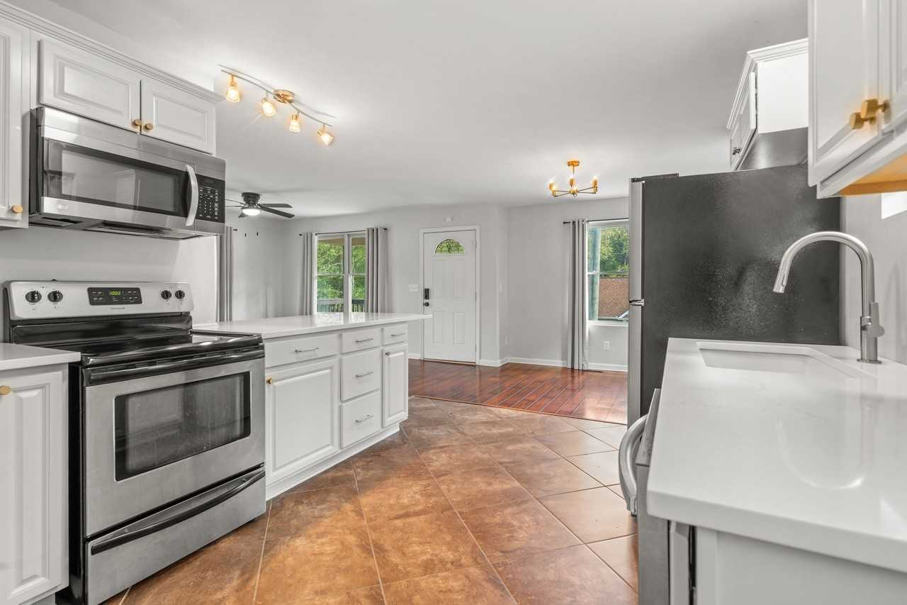 2432 Adlai Street #1 - Photo 2 of 11