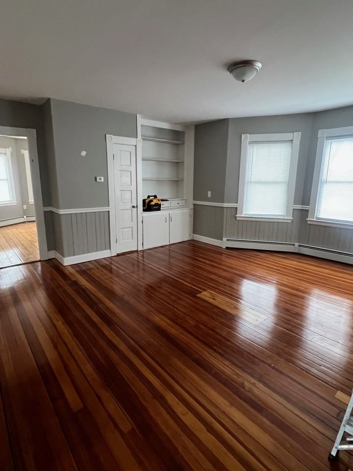 137 Perry Street #3 - Photo 3 of 10