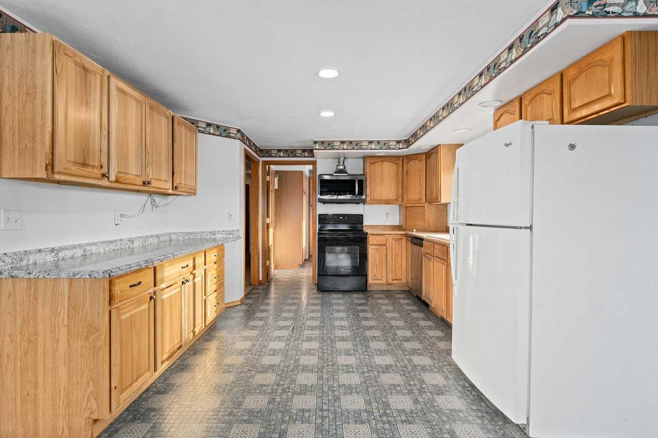 2829 Cottonwood Creek Road #1 - Photo 3 of 12