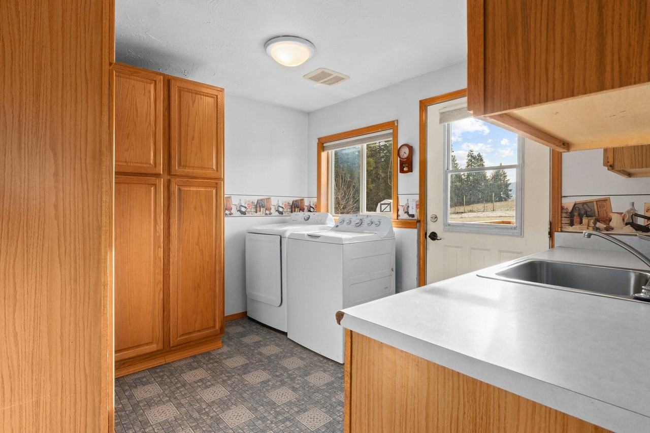 2829 Cottonwood Creek Road #1 - Photo 4 of 12