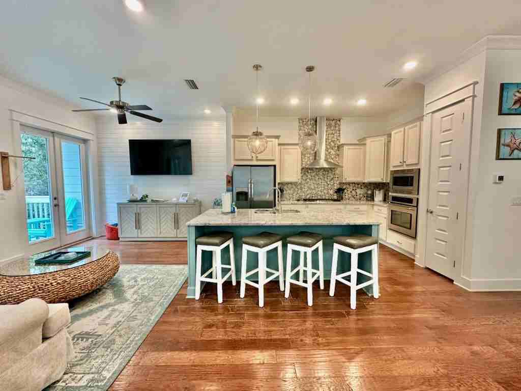 18 Milestone Drive #1 - Photo 4 of 27