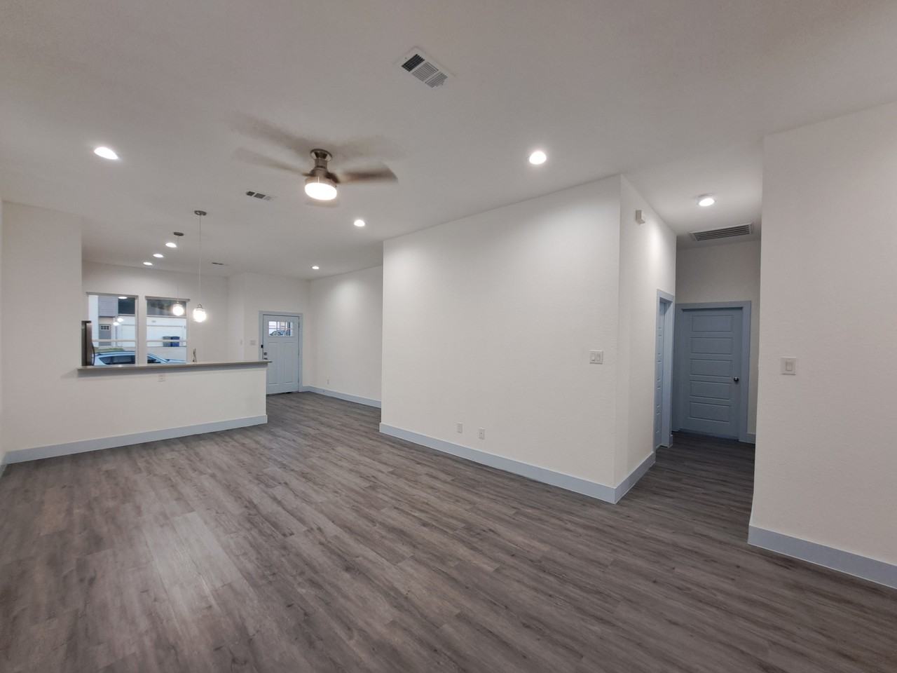 3235 Noor St #1 - Photo 5 of 29