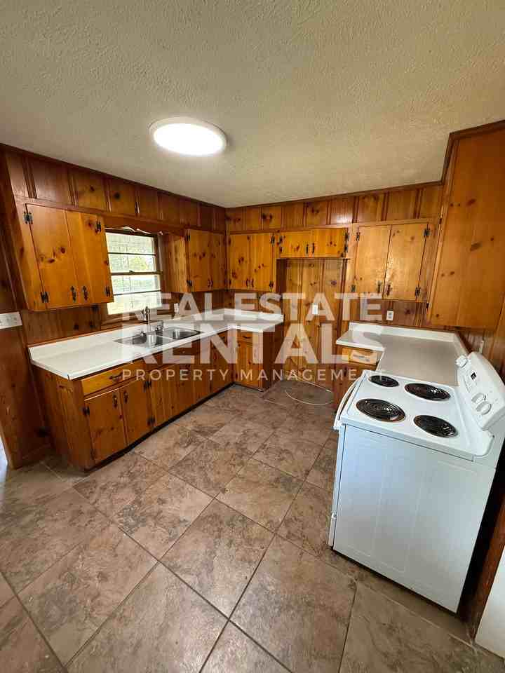 4201 Oliver Drive #1 - Photo 4 of 11