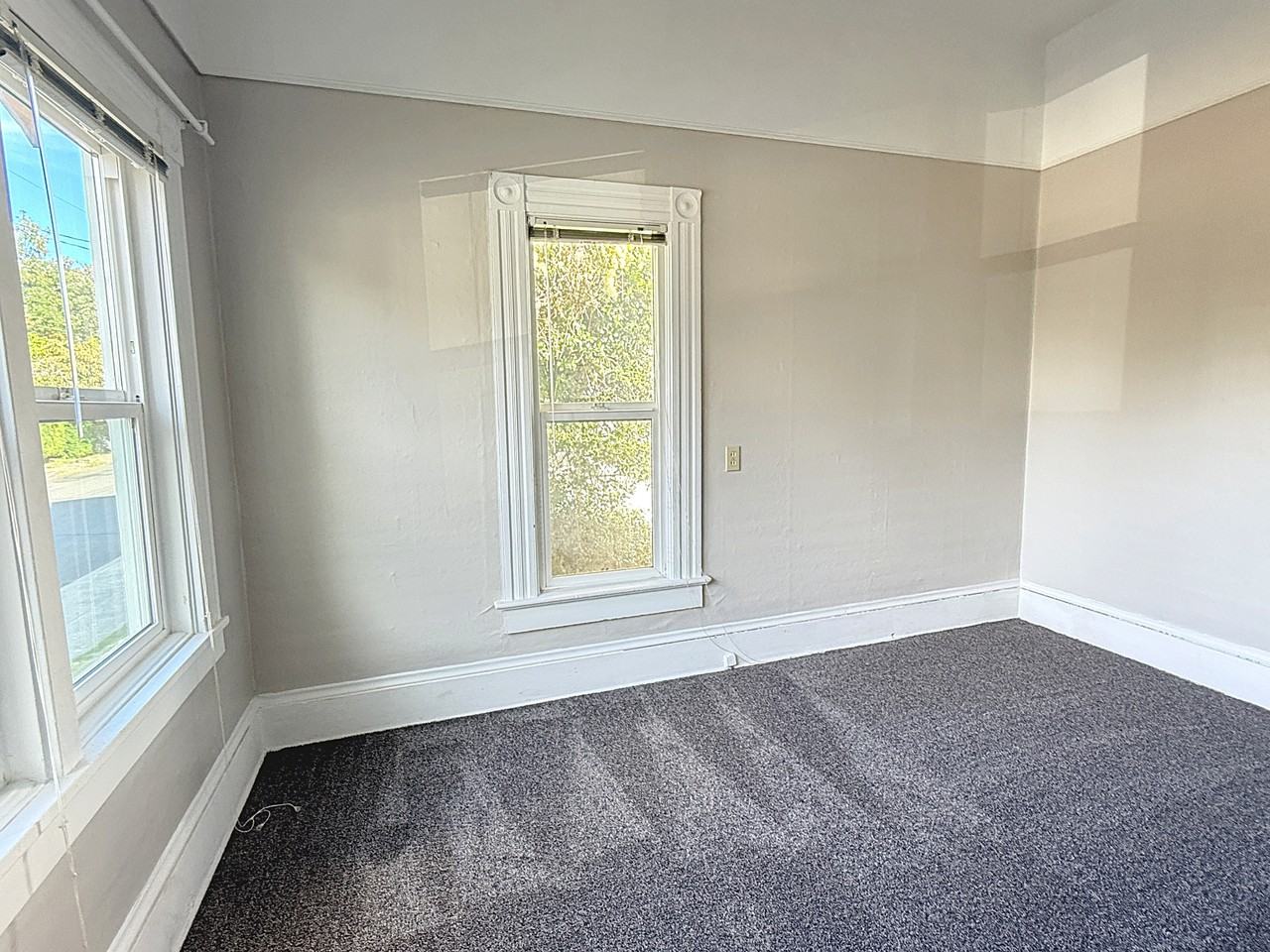 4612 Se Taylor St #1 - Photo 6 of 17