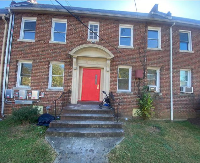 167 35th Street Northeast #1 - Photo 2 of 7