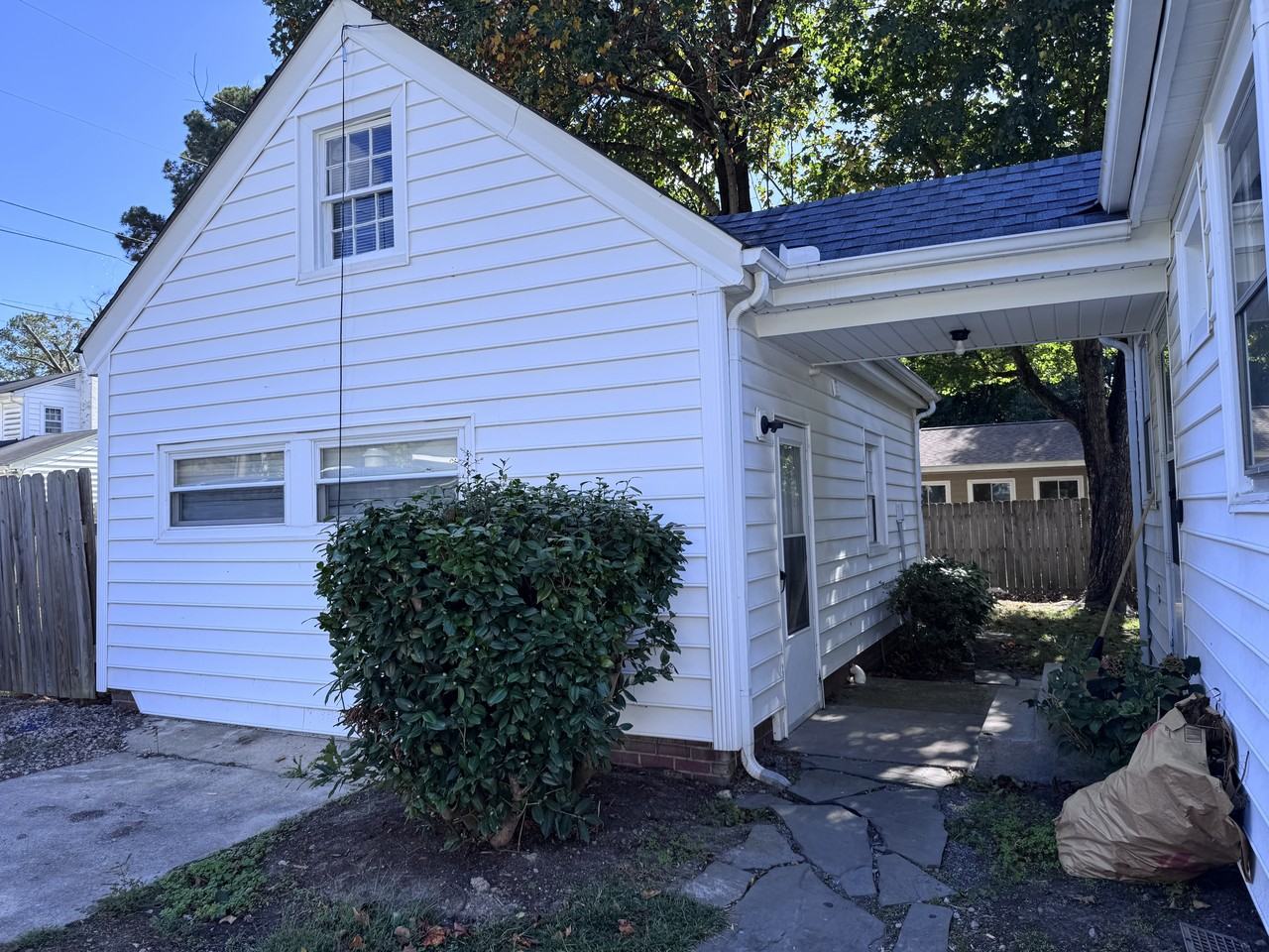 1105 W Rock Spring Rd #BAPT - Photo 3 of 15