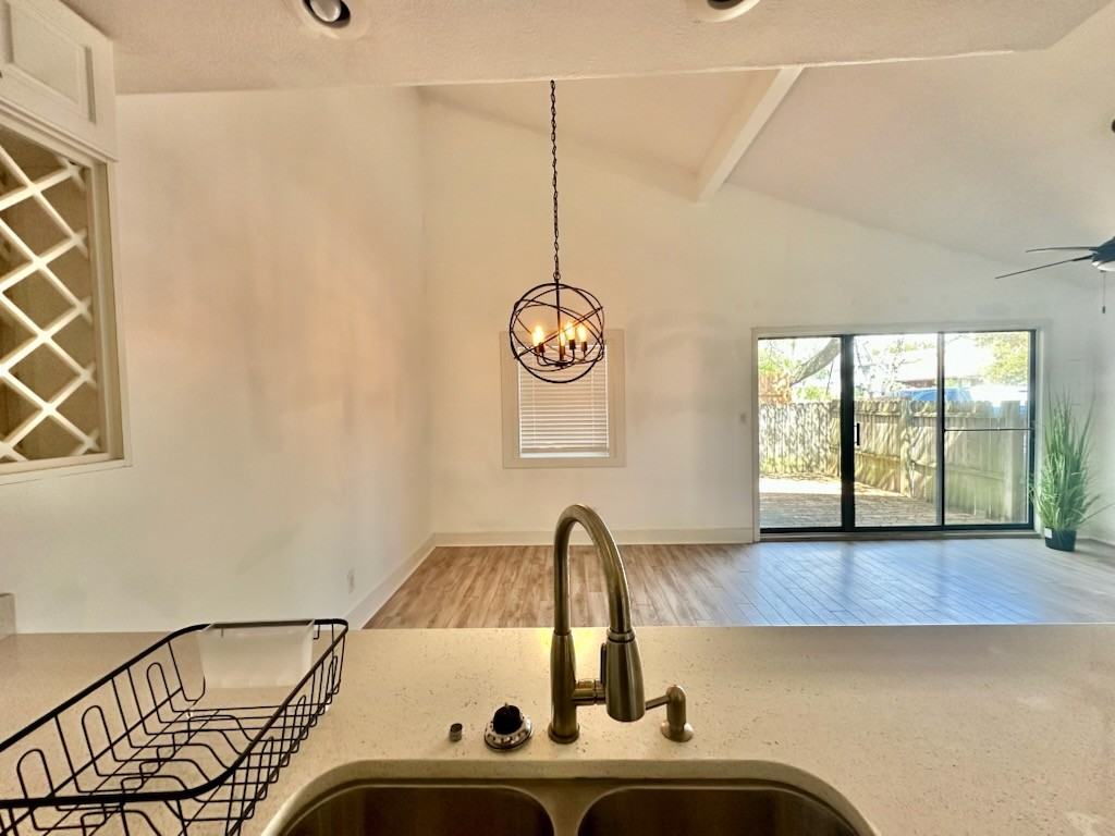 166 Knots Pl #1 - Photo 4 of 9