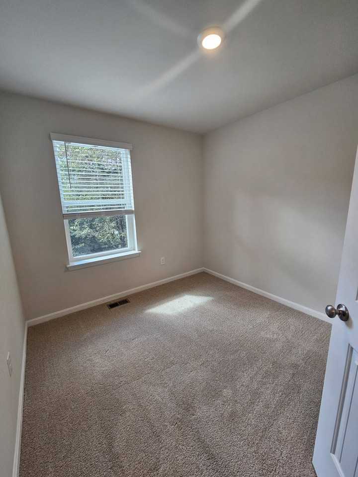 163 Riverwalk Ter #1 - Photo 4 of 8