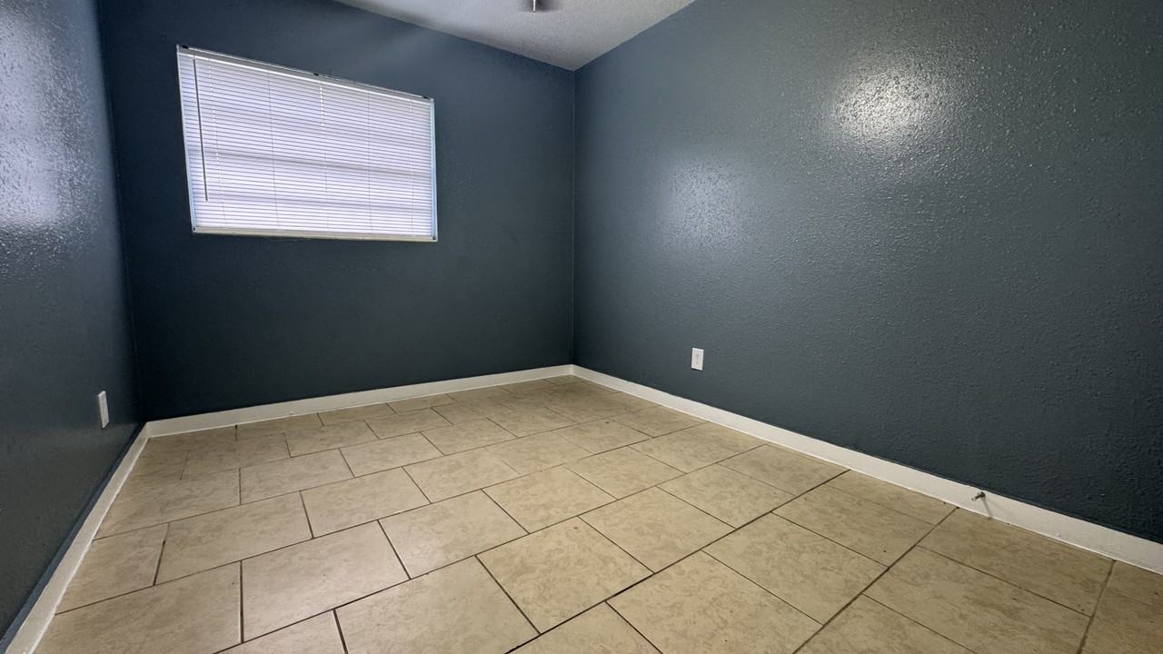 1054 Maynard Street #1 - Photo 4 of 9