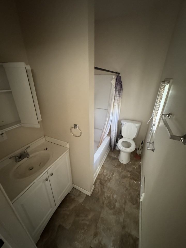 905 5th Avenue North #1 - Photo 7 of 10