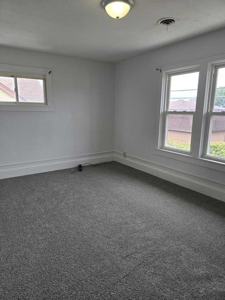 1810 Minerva Court Northwest #1810-1-2 - Photo 3 of 12