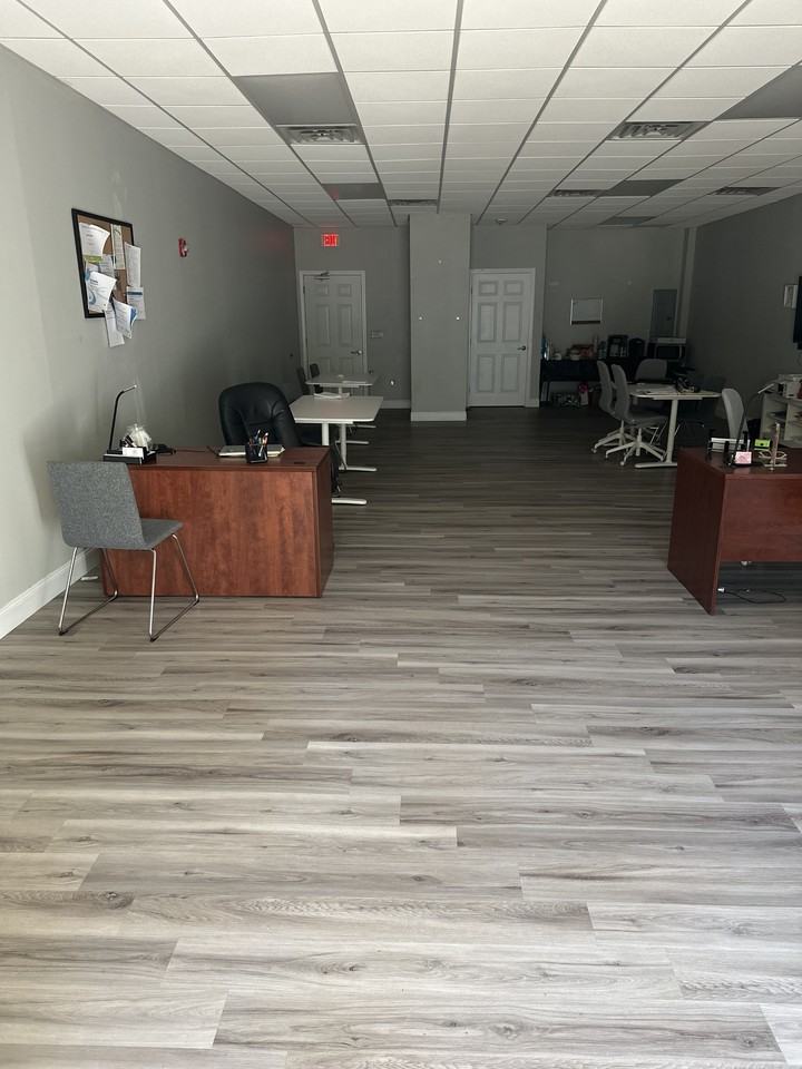 503 Kempton St #505 - Photo 2 of 4