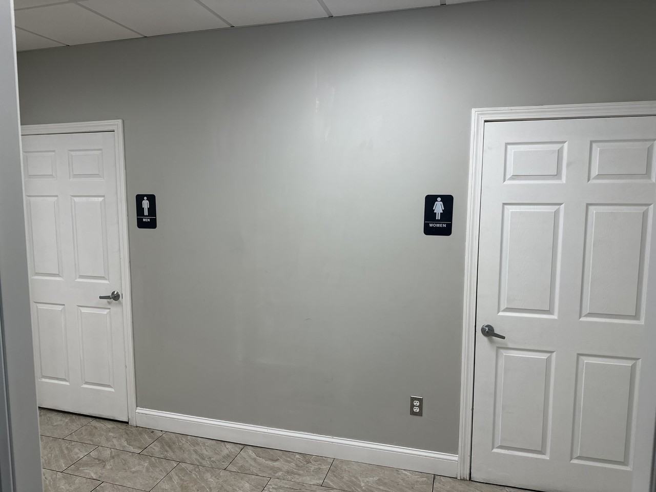 503 Kempton St #505 - Photo 3 of 4