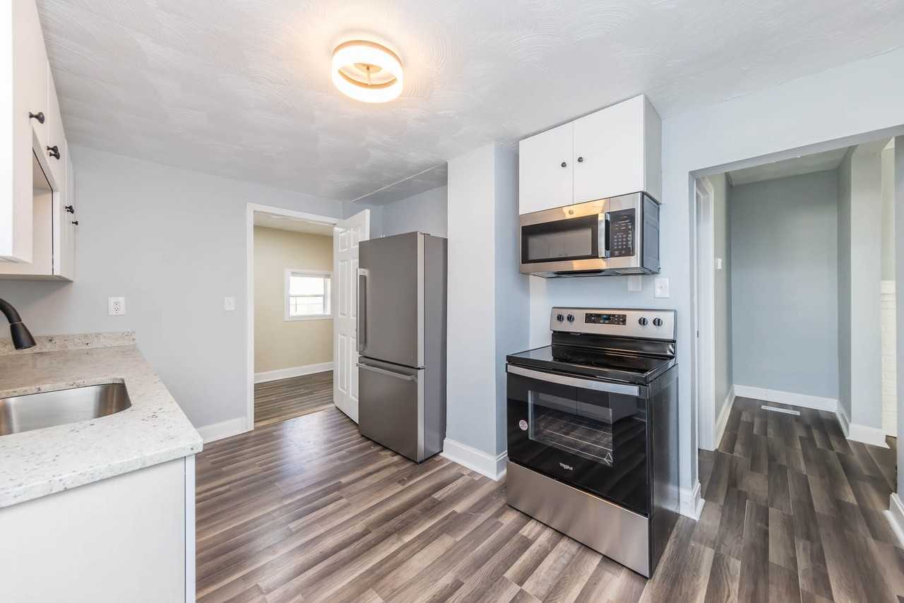 482 East Jenkins Avenue #1 - Photo 2 of 34