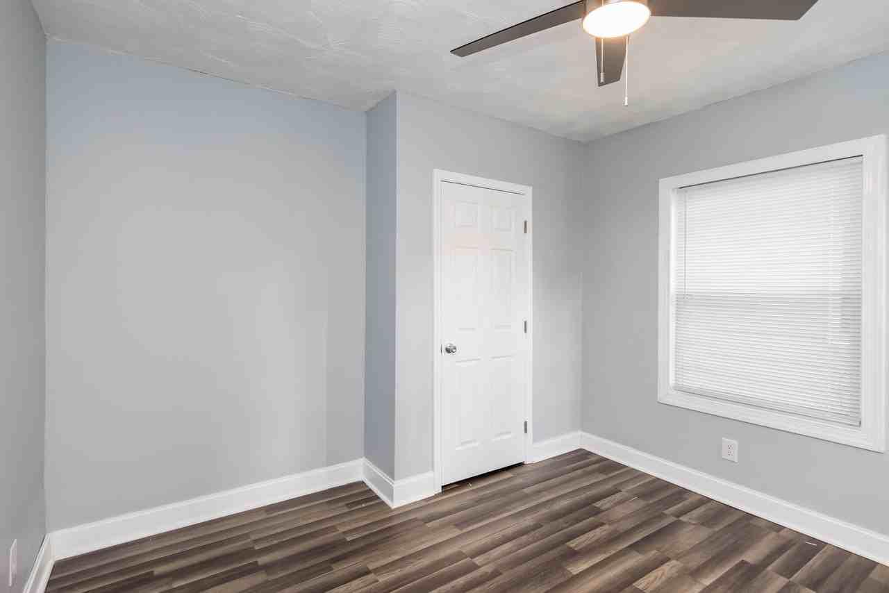 482 East Jenkins Avenue #1 - Photo 7 of 34