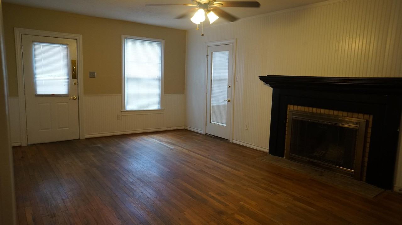 1016 Puryear Dr #1 - Photo 2 of 14