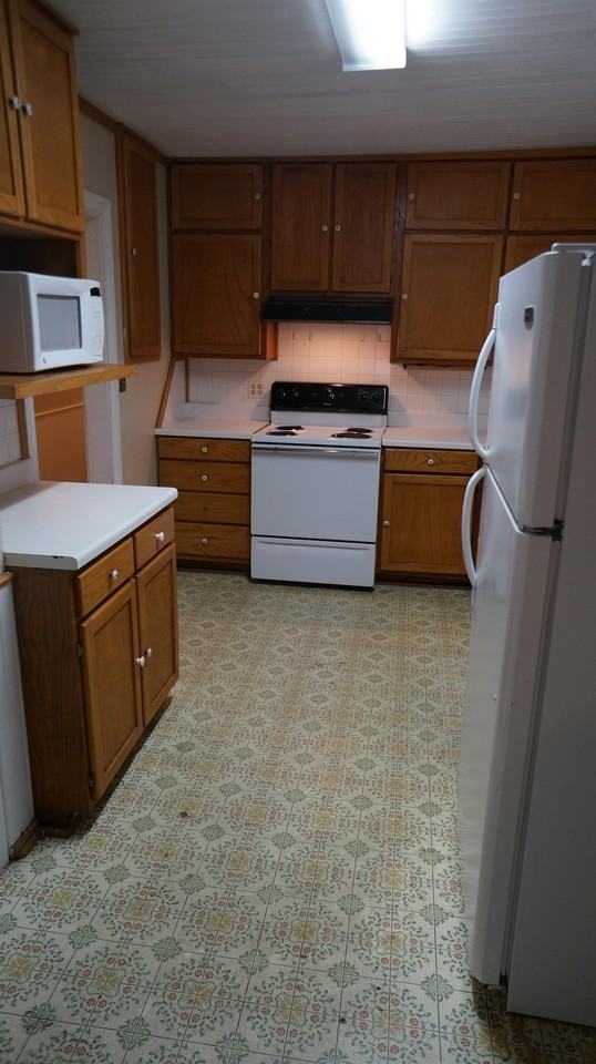 1016 Puryear Dr #1 - Photo 6 of 14