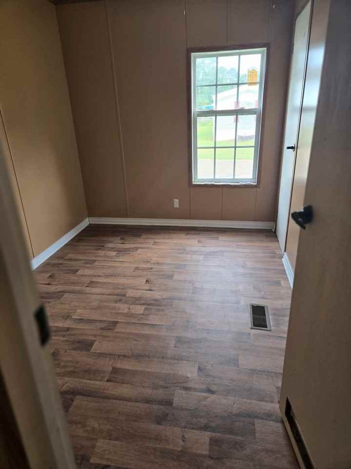 180 Timothy Street #180TIMOTHY - Photo 5 of 8