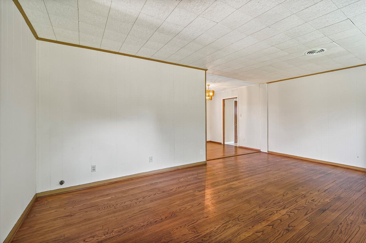 5532 Meadow Creek Ln #1 - Photo 5 of 15