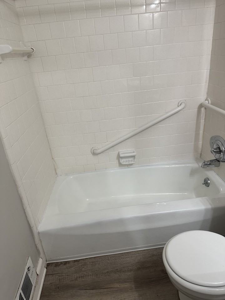 127 Eaglewood Way #1 - Photo 2 of 35