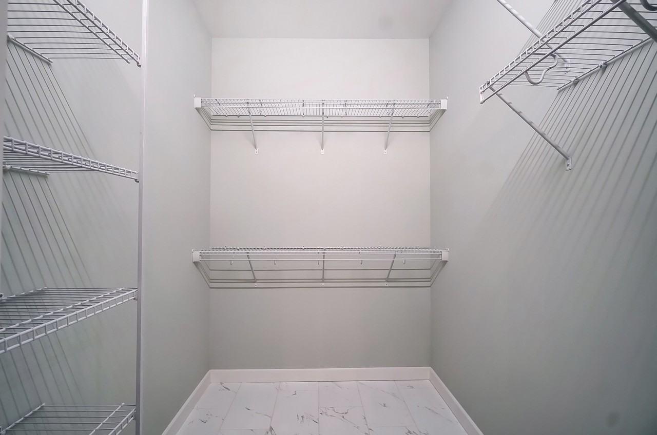 2870 15th Avenue Pl Se #1 - Photo 7 of 10