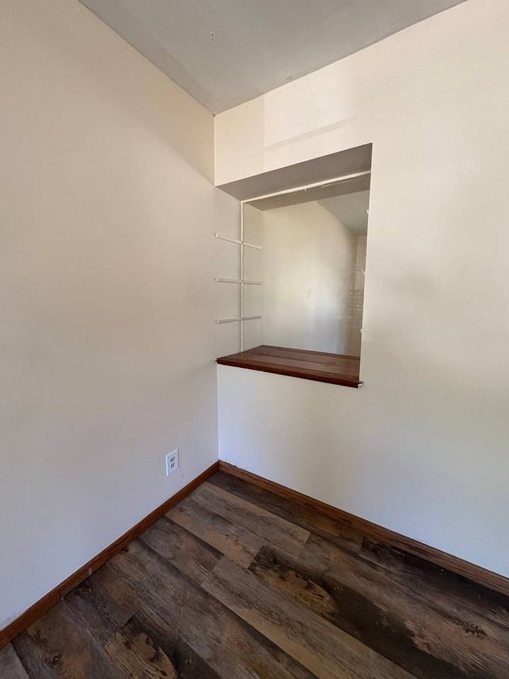 731 7th Ave Ne #1 - Photo 3 of 10