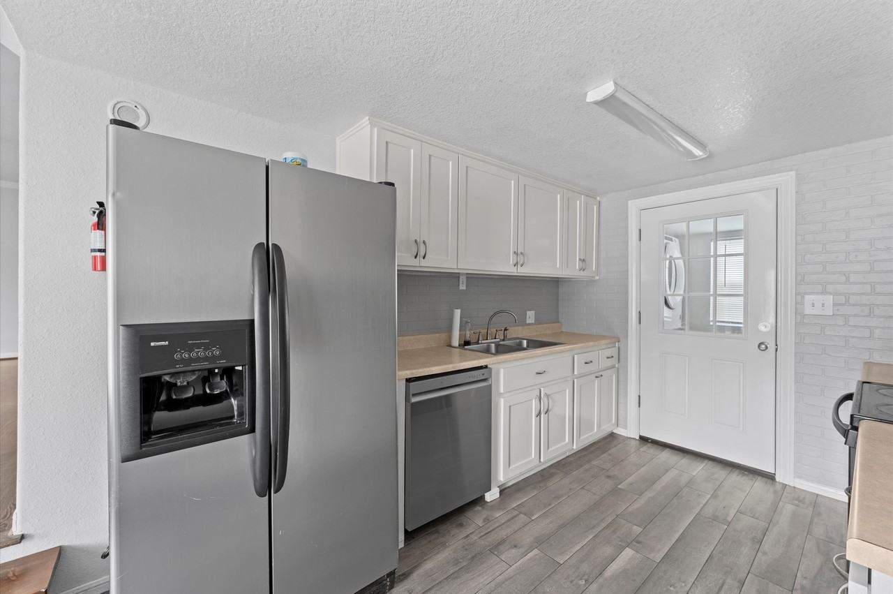 2024 Jean Street #1 - Photo 4 of 24