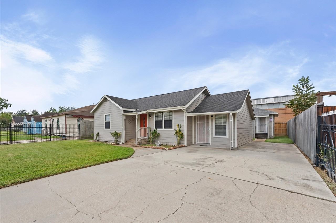 2024 Jean Street #1 - Photo 7 of 24