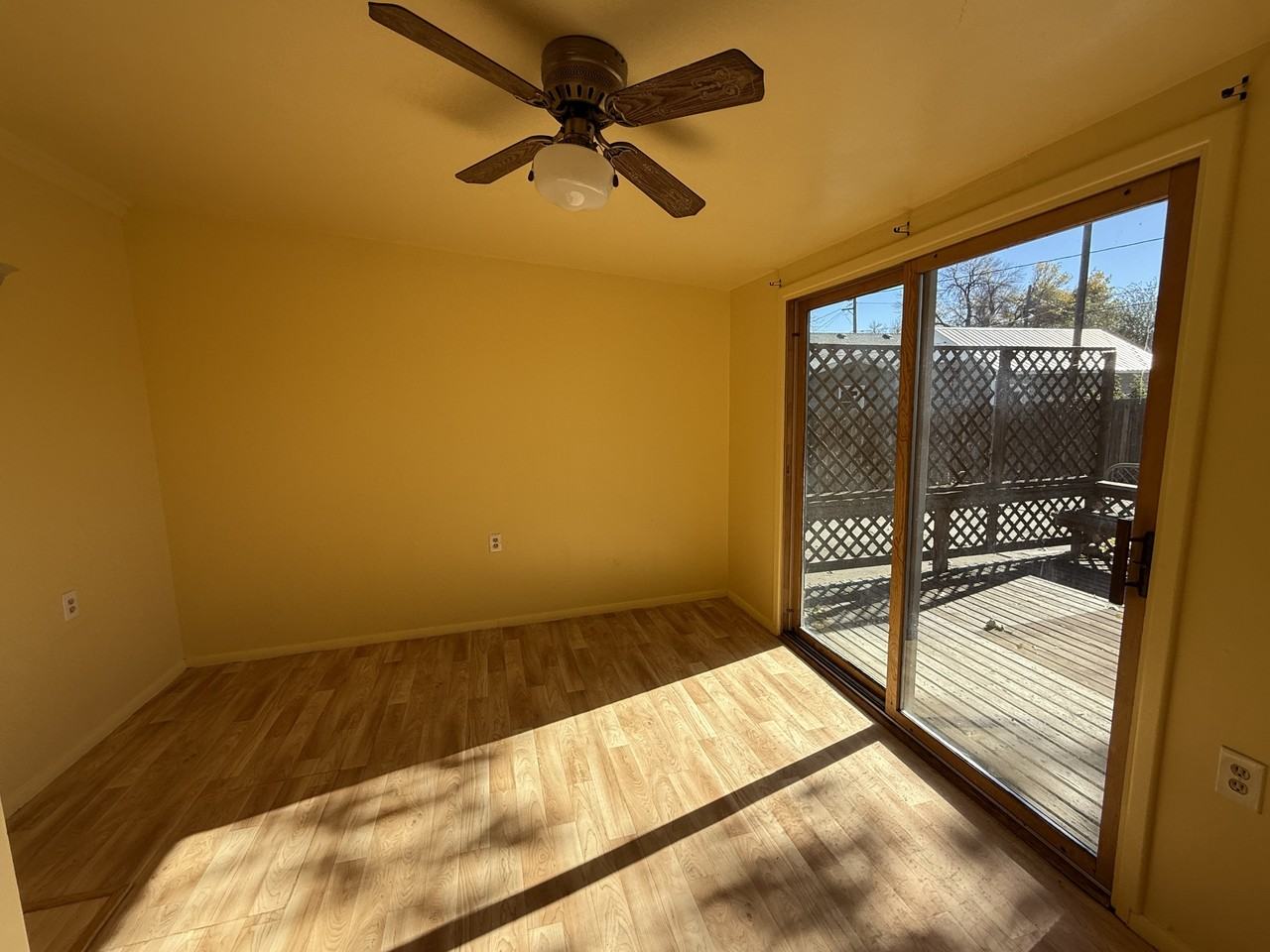 326 Miles Avenue - Photo 4 of 14