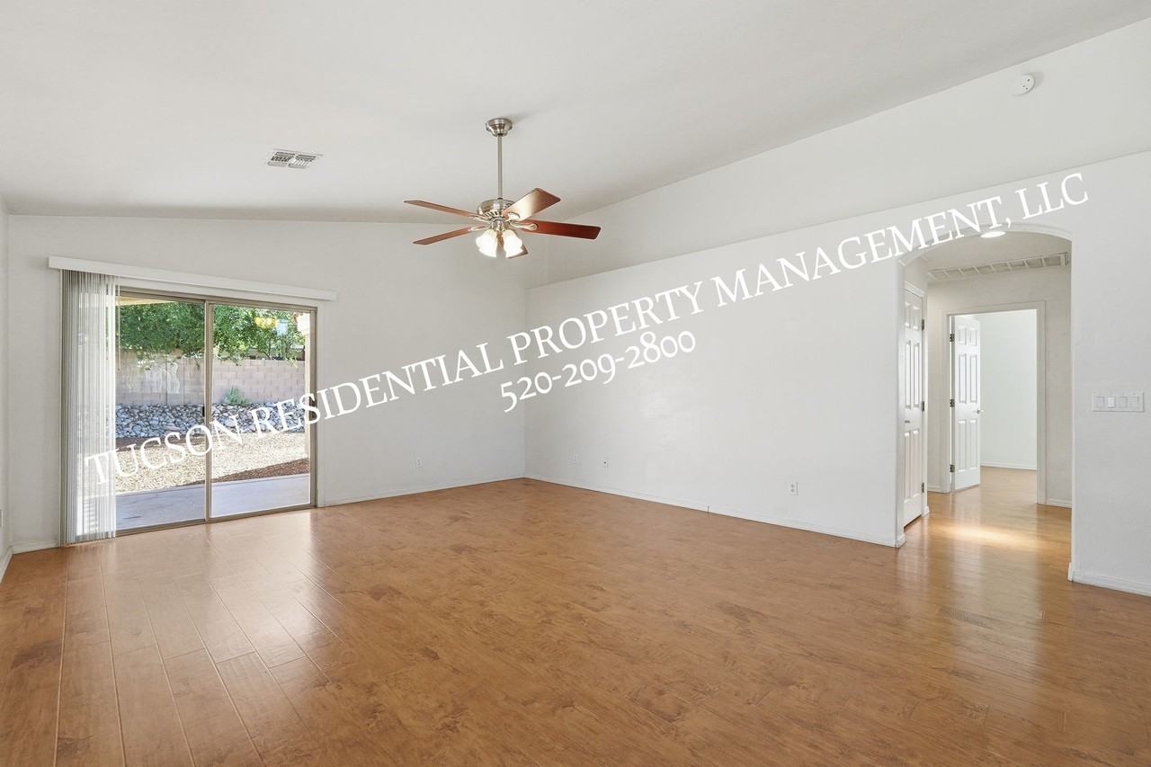 2440 N Creek Vista Dr #1 - Photo 2 of 29