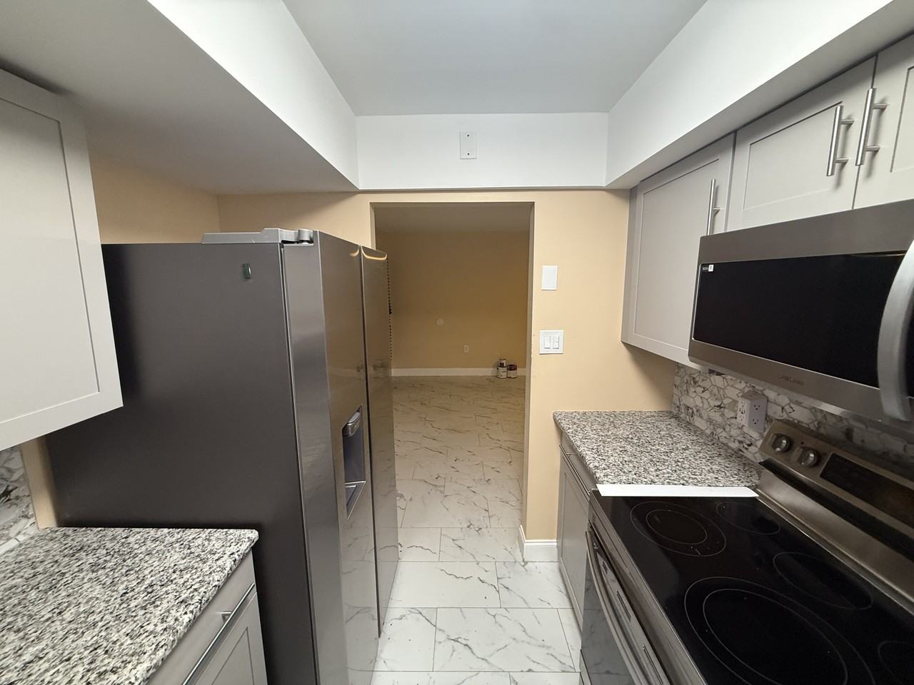 21280 21280 Brinson Avenue - 203Unit 203 #203 - Photo 5 of 29