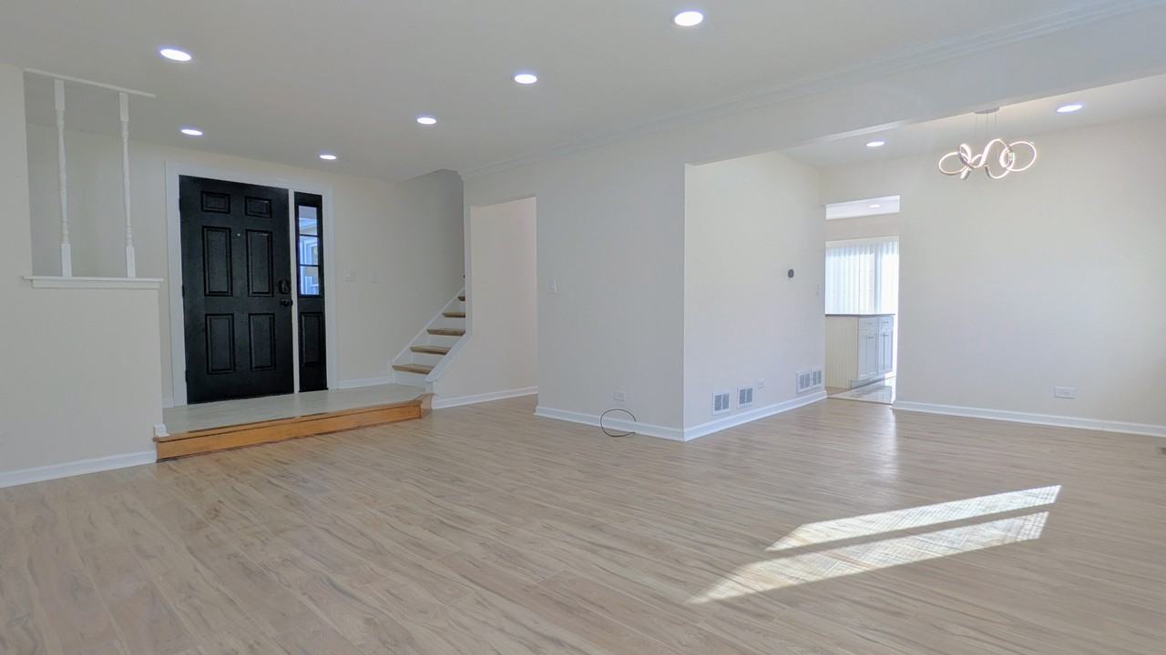 650 Shining Water Drive #1 - Photo 3 of 19