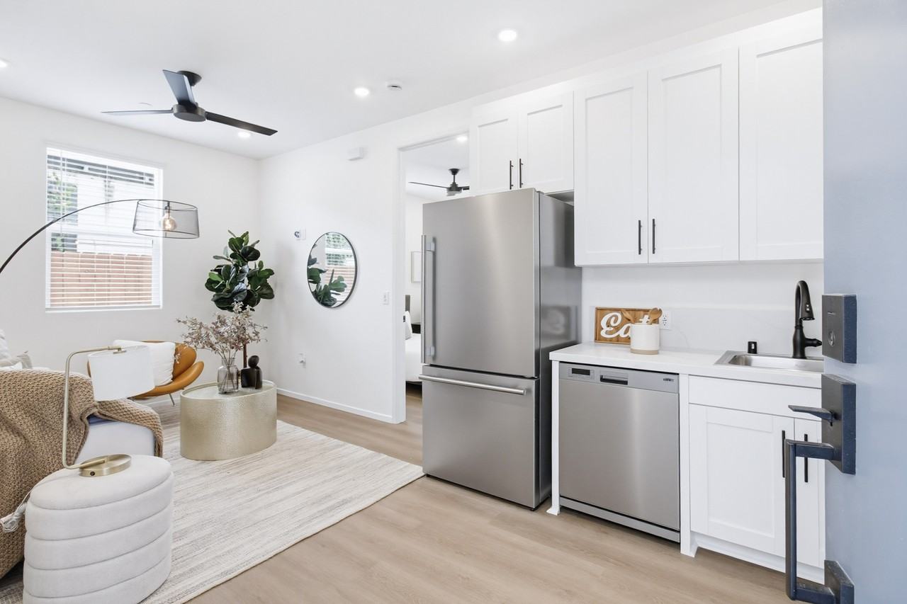 3044 J St #103 - Photo 4 of 21