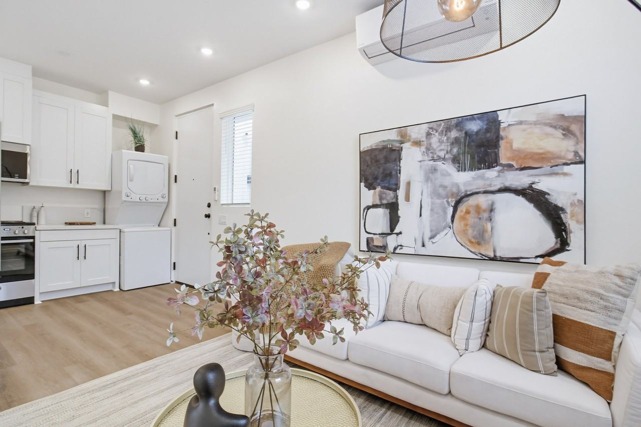 3044 J St #103 - Photo 7 of 21