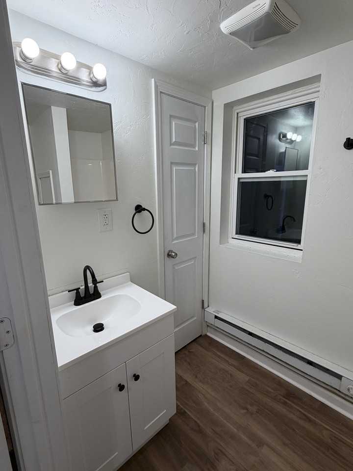 106 N Carpenter St Rear #REAR - Photo 5 of 8