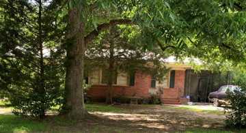 featured image of 102 Roberts Street