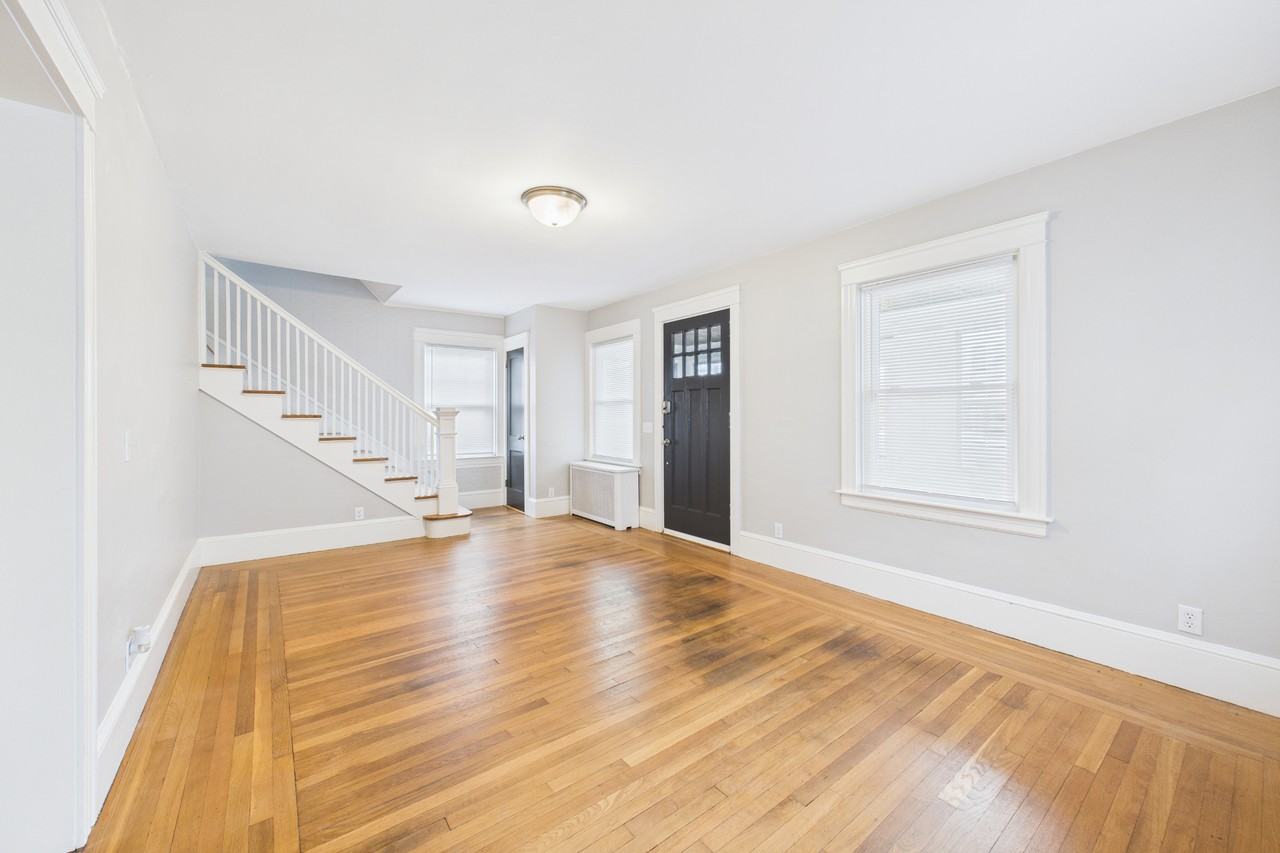 263 Narragansett Street #1 - Photo 4 of 20