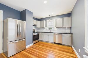 featured image of 263 Narragansett St #1