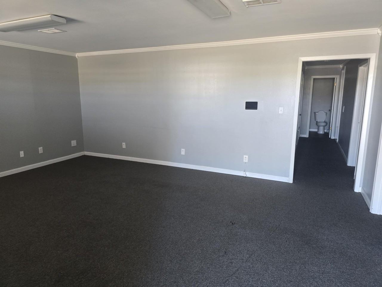 1218 E Harding Ave #1218 - Photo 2 of 8