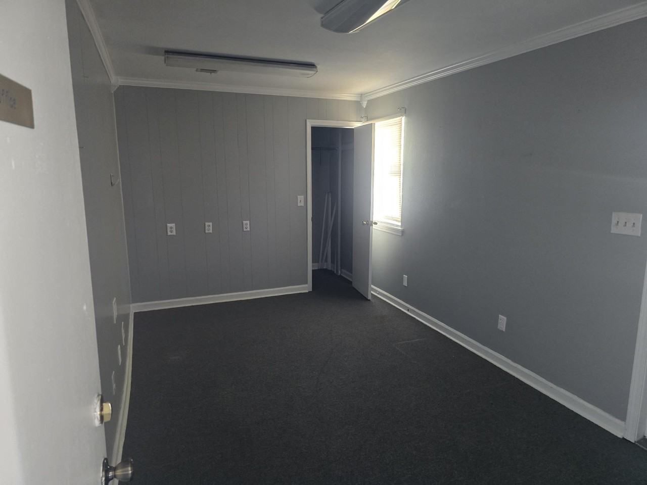 1218 E Harding Ave #1218 - Photo 3 of 8