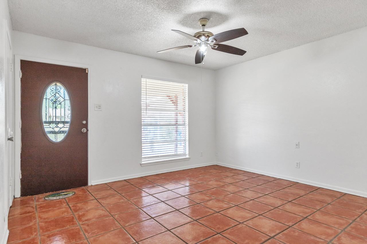 5935 Highfield Street #1 - Photo 5 of 29