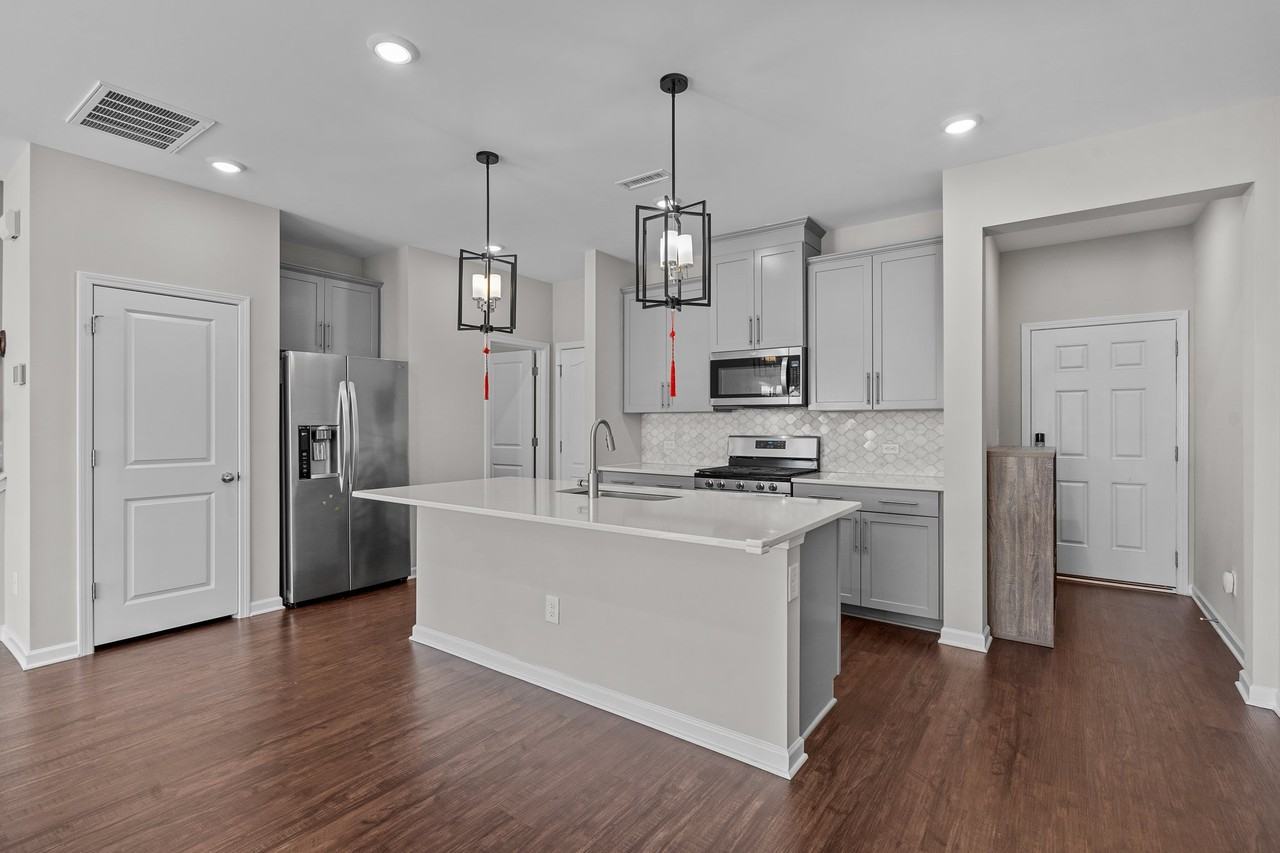 1606 Clayfire Dr. #1 - Photo 5 of 41