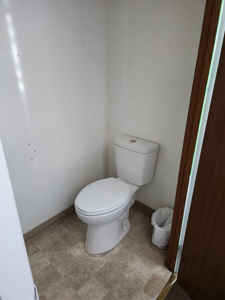 433 S Mineral St #1 - Photo 7 of 8