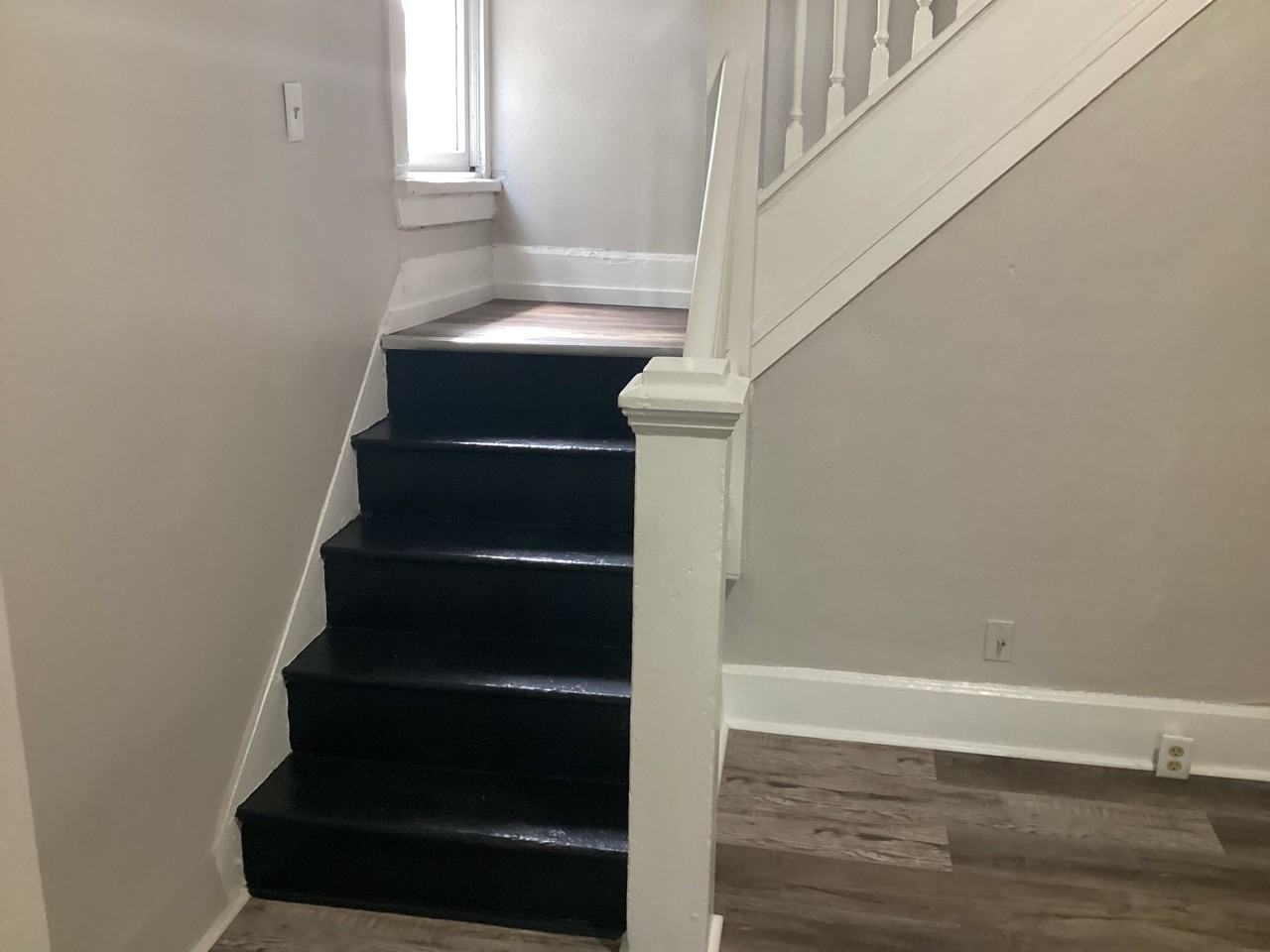 2162 Webb St #2 - Photo 4 of 11