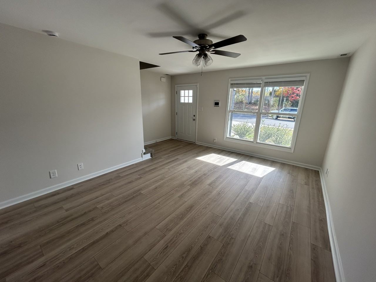 187 Woodland Station Dr #1 - Photo 4 of 35